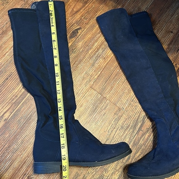 Navy Blue Pull on Boots! - Picture 2 of 4